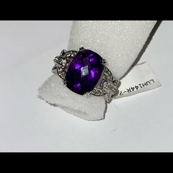 NIB 925 Faceted Amethyst Ring w/ White Simulated Diamonds Sz 6.75 - Picture 3 of 12